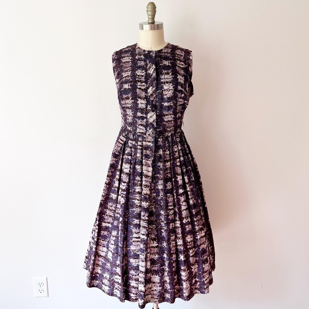 Size S Vintage Fit and Flare Dress Purple Abstract Plaid 1950s Button Front‎
